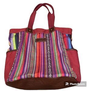 UnionBay Handbag Multicolor Canvas
Striped Boho Bag